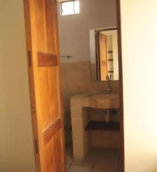 اتاق استاندارد یک نفره, Inkawasi Miraflores Hostel