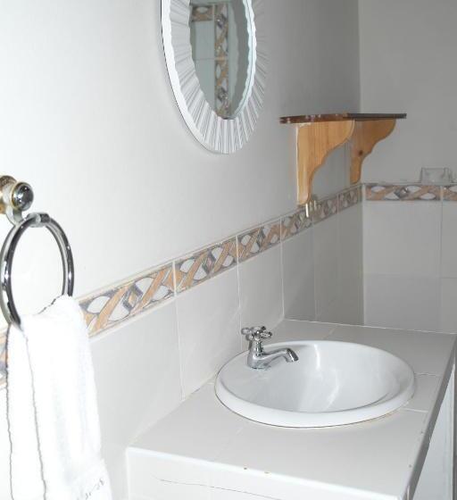 اتاق استاندارد سه نفره, Inkawasi Miraflores Hostel