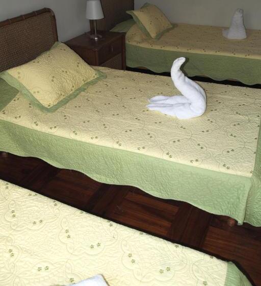 اتاق استاندارد سه نفره, Inkawasi Miraflores Hostel