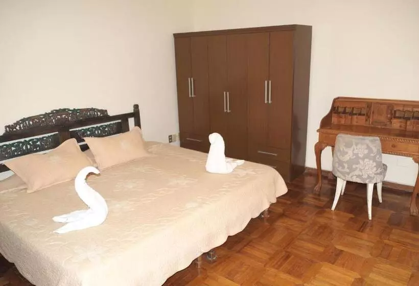 Deluxe Suite King Bed, Inkawasi Miraflores Hostel