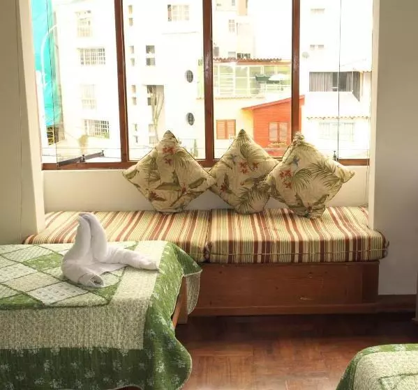 Triple Room Sea View, Inkawasi Miraflores Hostel