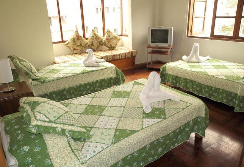 Triple Room Sea View, Inkawasi Miraflores Hostel