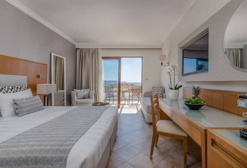 Номер Superior Вид на Море, Lindos Imperial Resort & Spa