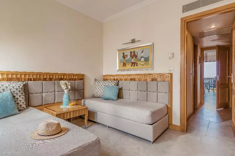 اتاق خانوادگی با چشم‌انداز دریا, Lindos Imperial Resort & Spa