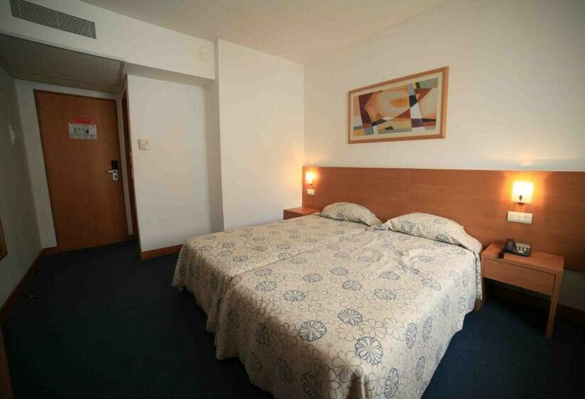 스탠다드 룸, Matriz