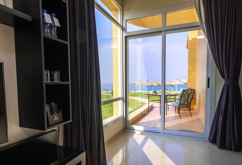 Президентский Люкс, Royal Beach Hotel & Resort