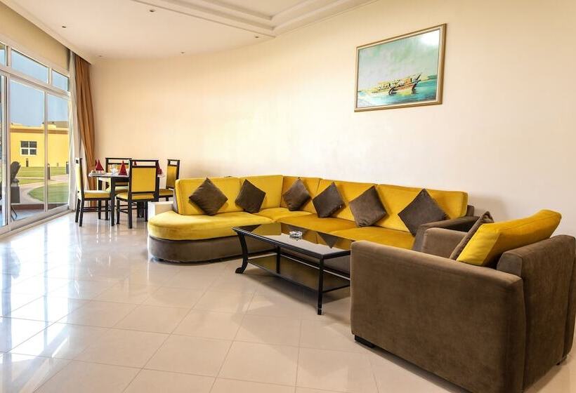 Шале Deluxe 1 Спальня, Royal Beach Hotel & Resort