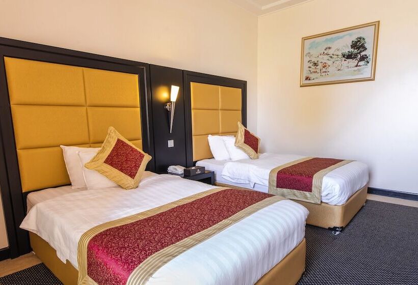 کلبه ییلاقی دلوکس یک خوابه, Royal Beach Hotel & Resort