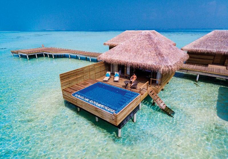 غرفة قياسية, Rq Santiago