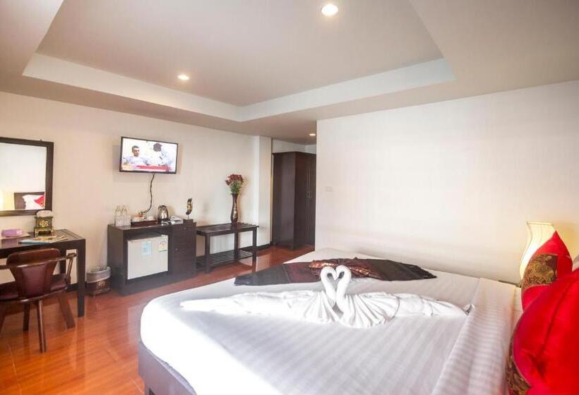 디럭스 룸 킹사이즈 침대, Silver Resortel