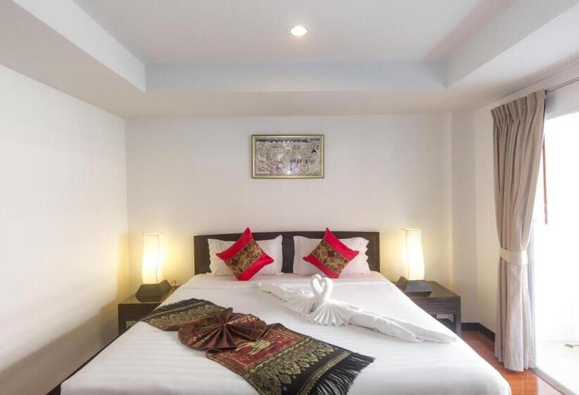 디럭스 룸 킹사이즈 침대, Silver Resortel