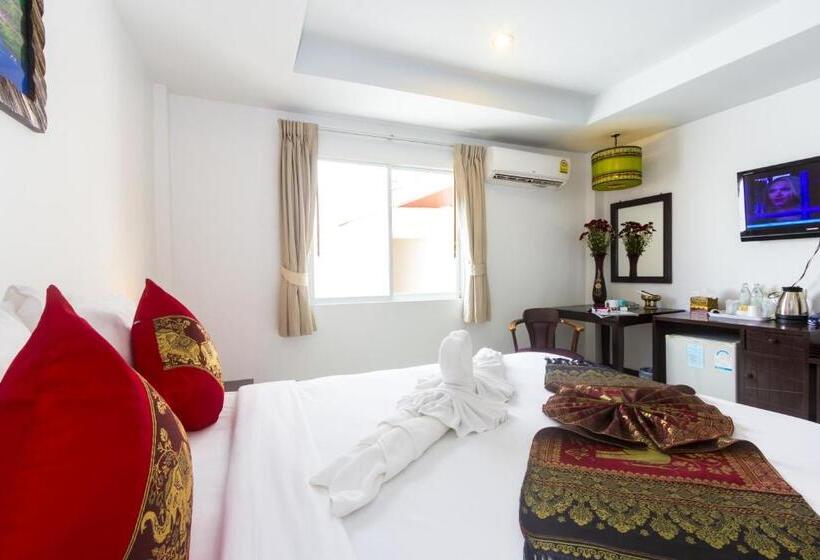 스탠다드 룸 킹사이즈 침대, Silver Resortel