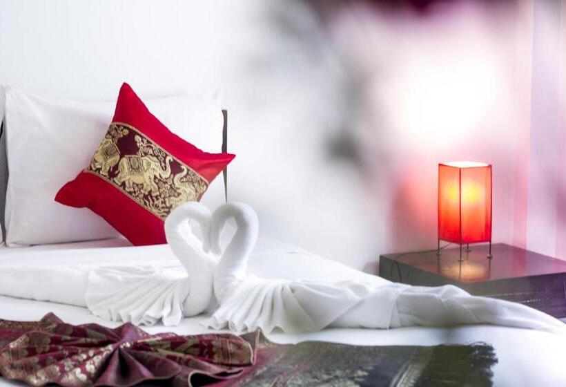 스탠다드 룸 킹사이즈 침대, Silver Resortel