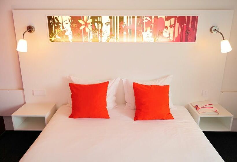 اتاق استاندارد سه نفره, Star Inn Porto