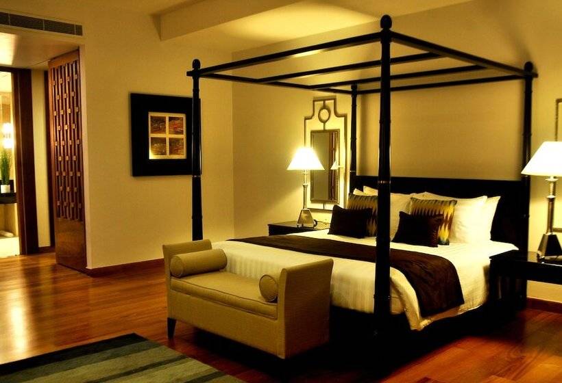 سوئیت کلوب با چشم‌انداز دریا, The Blue Water   Bawa Heritage   City Resort