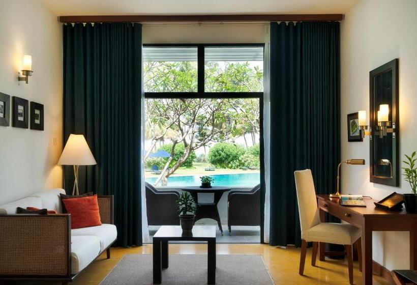 اتاق لوکس با چشم‌انداز دریا, The Blue Water   Bawa Heritage   City Resort