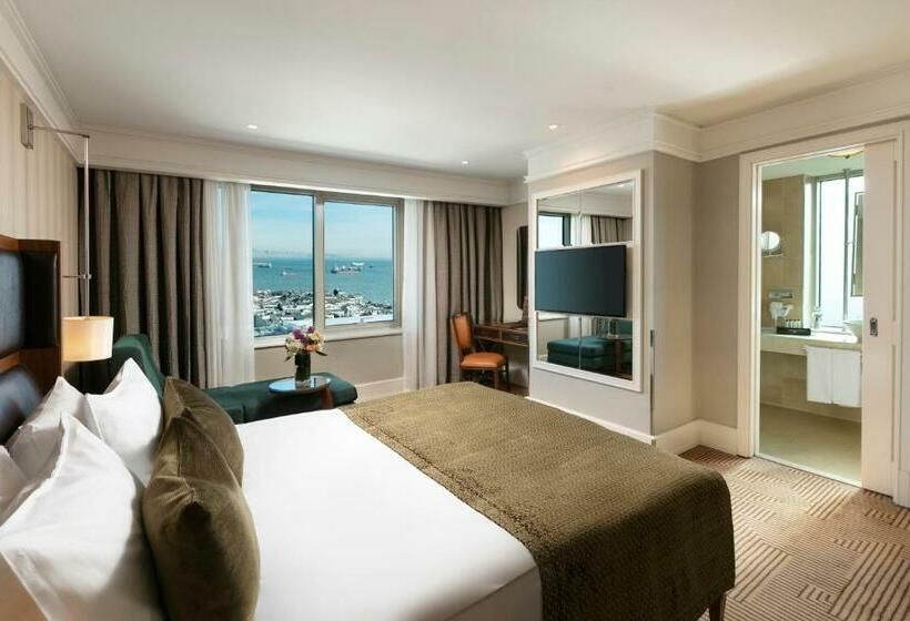 غرفة ديلوكس مطلّة علي البحر, Titanic Port Bakirkoy