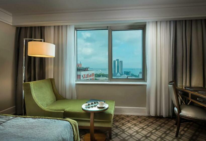 غرفة ديلوكس مطلّة علي البحر, Titanic Port Bakirkoy