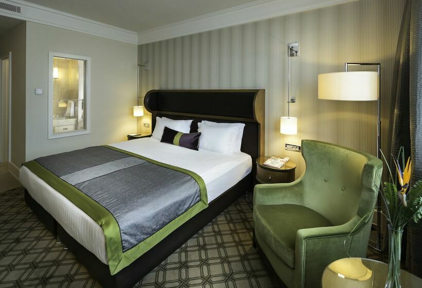 غرفة ديلوكس مطلّة علي البحر, Titanic Port Bakirkoy