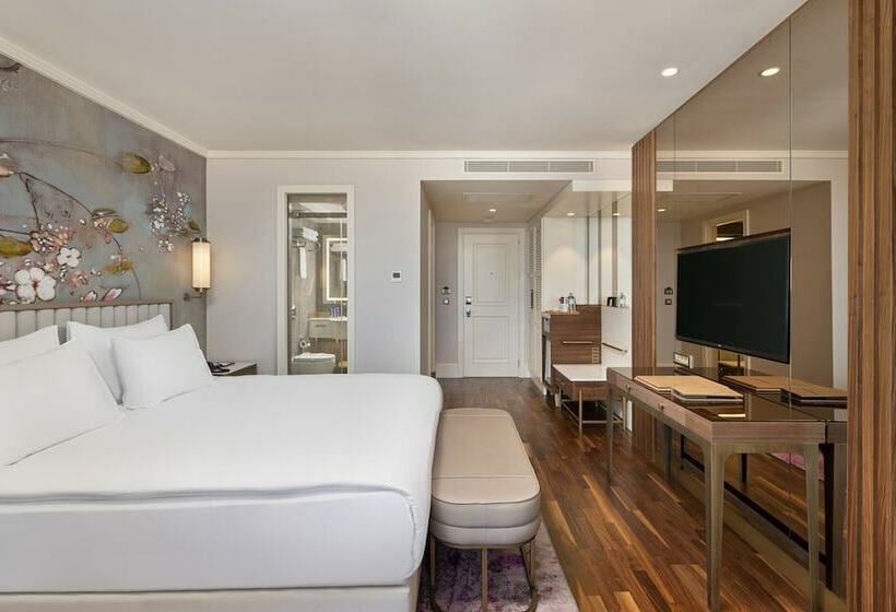 غرفة إدارية مطلة على البحر, Titanic Port Bakirkoy