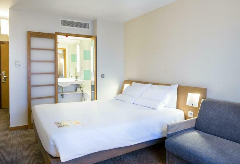 Suite, Novotel London Paddington