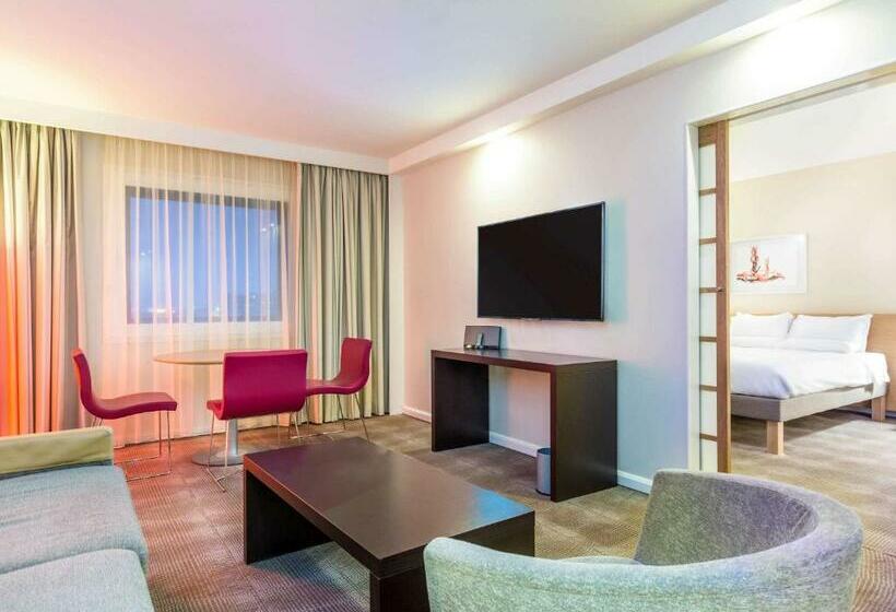 Suite, Novotel London Paddington