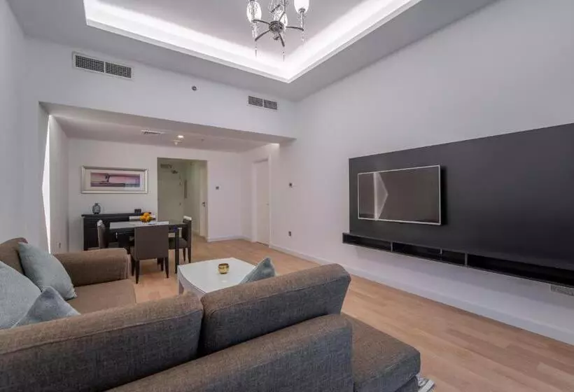 آپارتمان 1 خوابه پریمیوم با بالکن, Rose Garden Hotel Apartments   Al Barsha, Near Metro Station