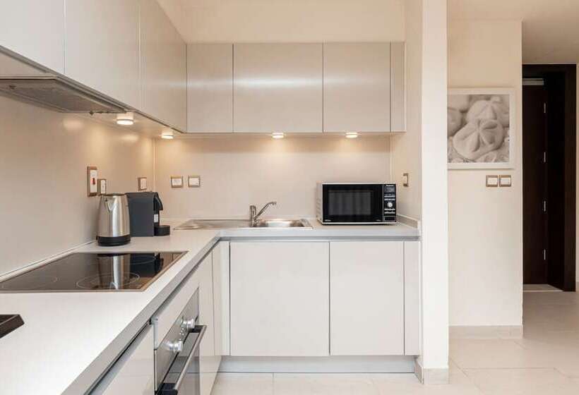 استودیوی استاندارد, Radisson Blu Residence, Dubai Marina