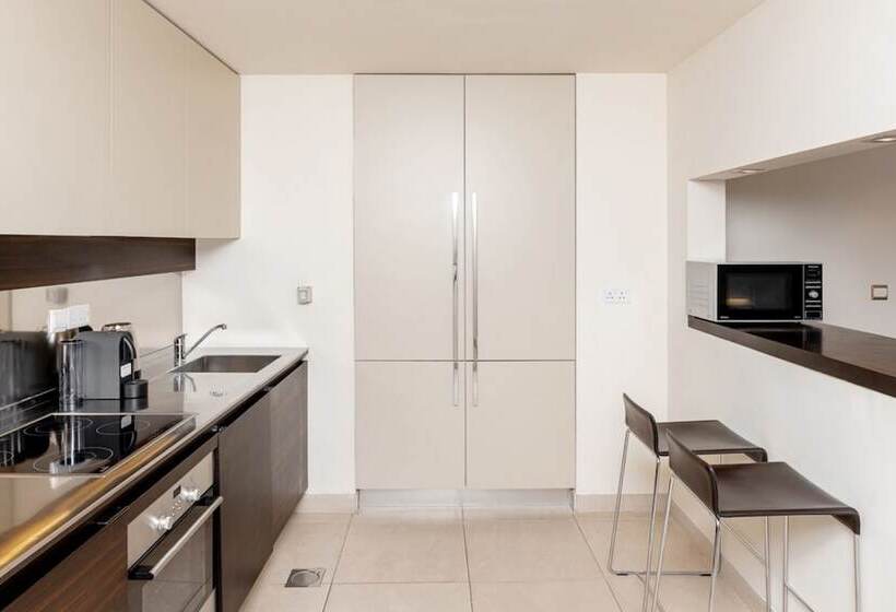 آپارتمان سوپریور 1 خوابه, Radisson Blu Residence, Dubai Marina