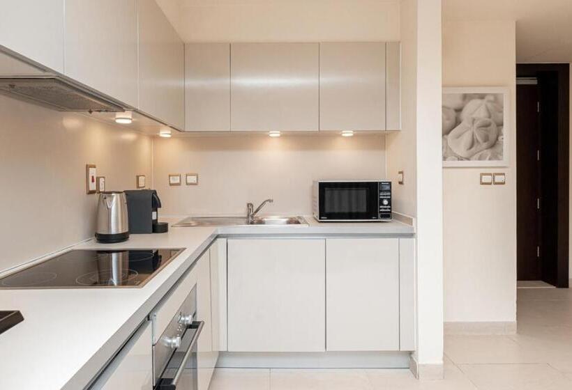 Студия Стандарт, Radisson Blu Residence, Dubai Marina