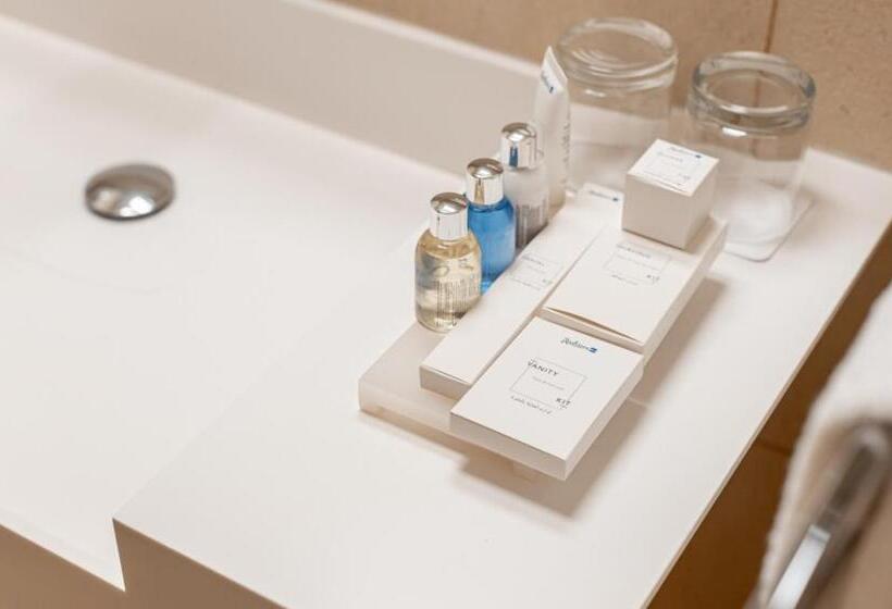 آپارتمان 2 خوابه, Radisson Blu Residence, Dubai Marina