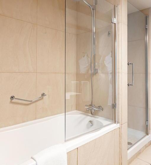 Студио Стандарт с Балконом, Radisson Blu Residence, Dubai Marina