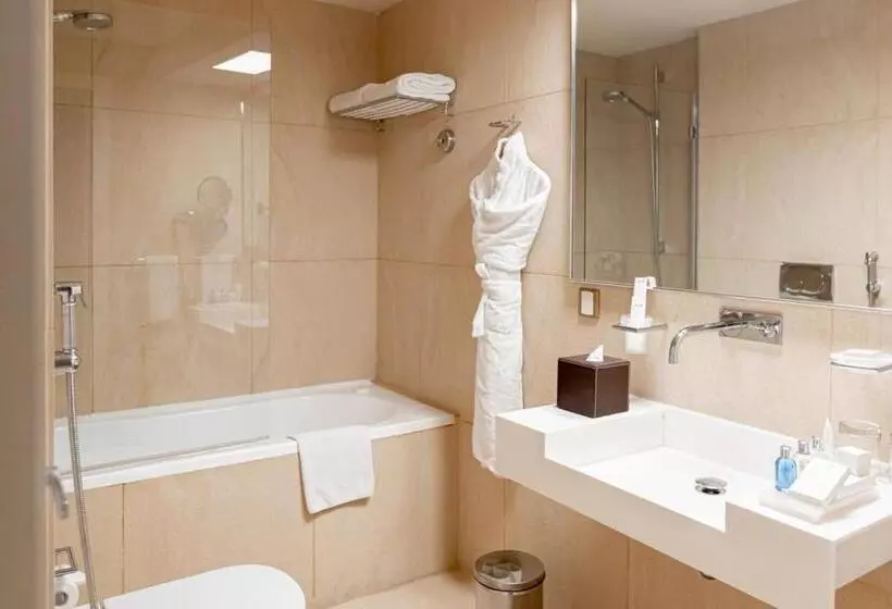 استودیو استاندارد با بالکن, Radisson Blu Residence, Dubai Marina