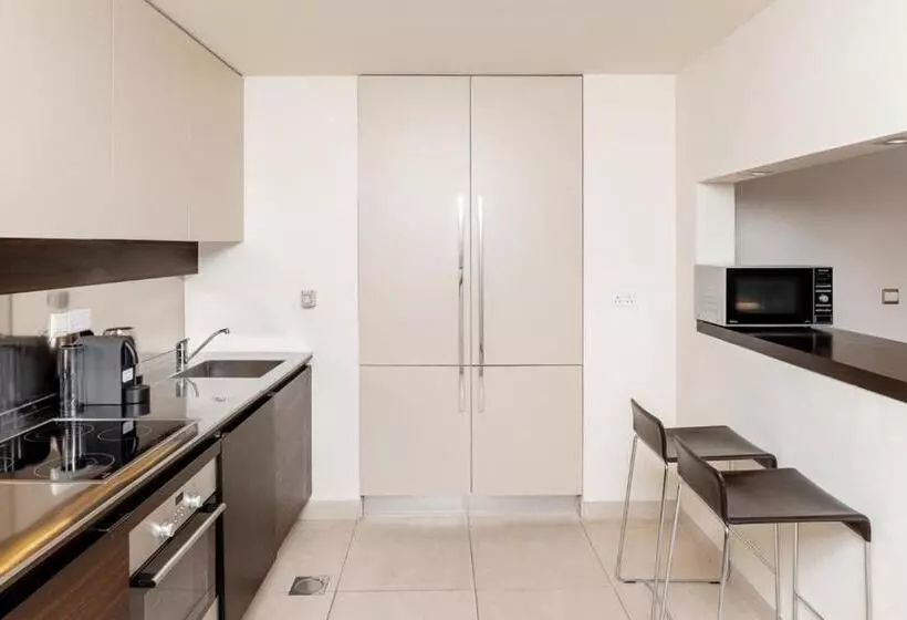 آپارتمان سوپریور 1 خوابه, Radisson Blu Residence, Dubai Marina