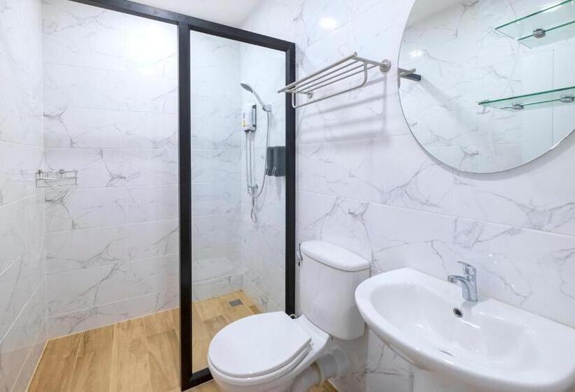 家庭间, Bedfriends Poshtel