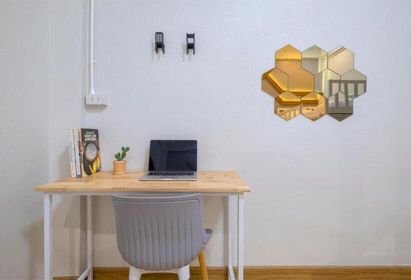 غرفة عائلية, Bedfriends Poshtel