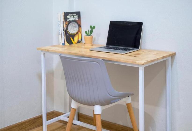 家庭套房, Bedfriends Poshtel