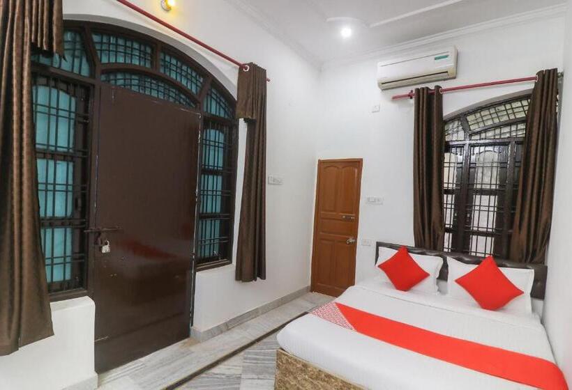 三人经典房间, Flagship Xpress Stays Near Munshi Pulia Metro Station