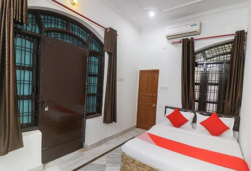 트리플 클래식 룸, Flagship Xpress Stays Near Munshi Pulia Metro Station