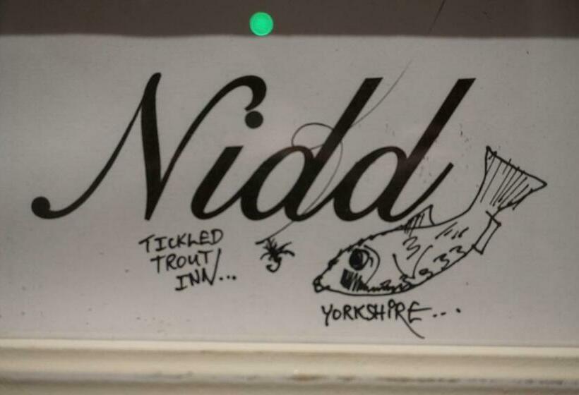 デラックスルーム, The Tickled Trout Inn Bilton In Ainsty