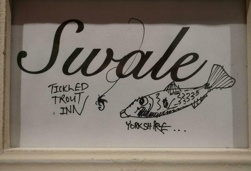 バルコニー付きデラックスルーム, The Tickled Trout Inn Bilton In Ainsty