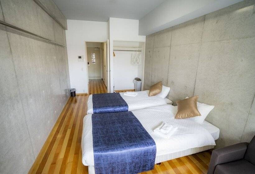 جناح سوبيريور, Spresso Namba Parks Street