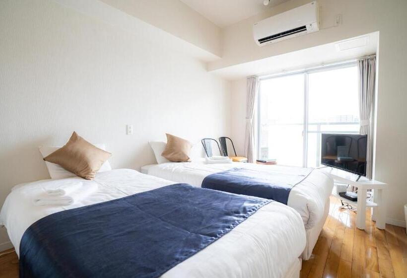 جناح, Spresso Namba Parks Street