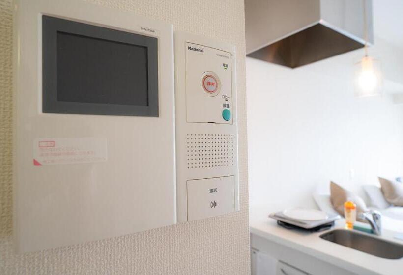 جناح, Spresso Namba Parks Street