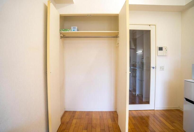 شقة غرفة واحدة, Spresso Namba Parks Street