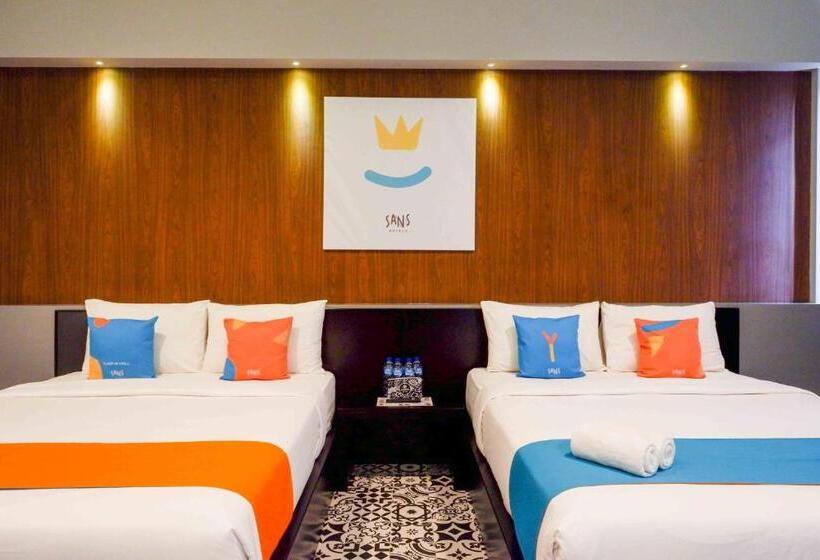 家庭间, Sans Hotel Empress Simpang Lima