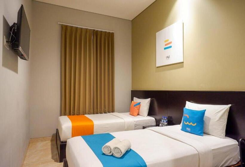 Номер Deluxe, Sans Hotel Empress Simpang Lima