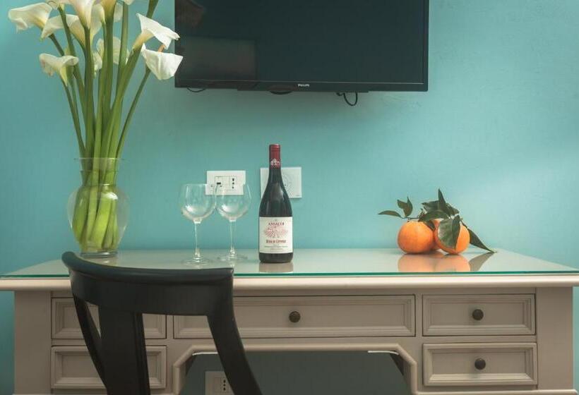디럭스 룸 바다 전망, Agriturismo Baglio Donnafranca Wine Resort