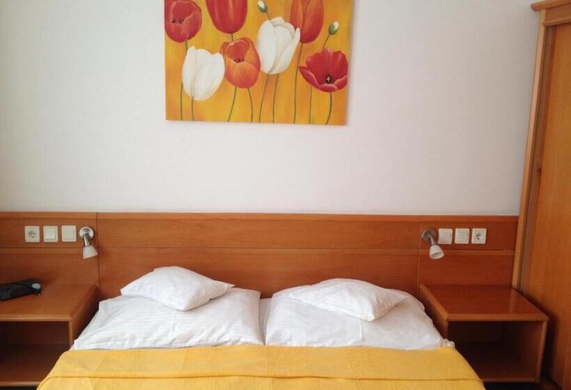 استودیوی استاندارد, Apart