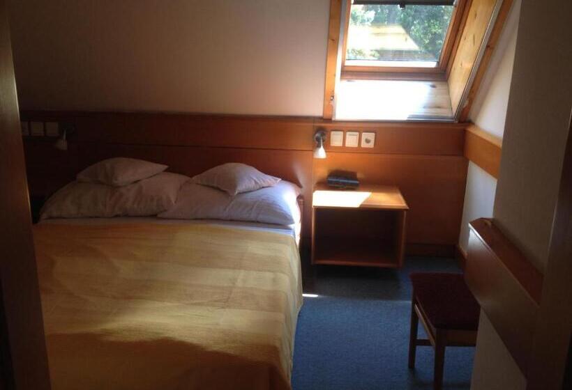 آپارتمان 1 خوابه, Apart